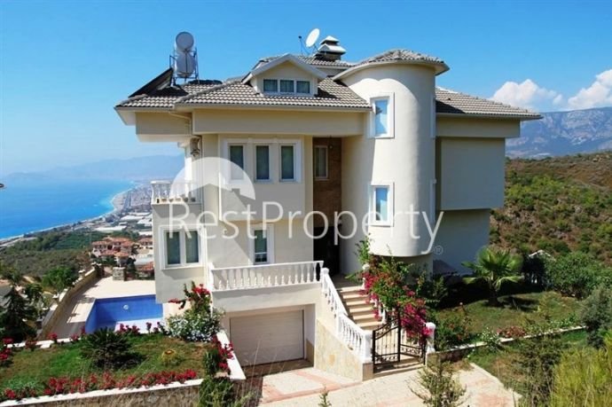 Villa zum Kauf provisionsfrei 600.000 € 6 Zimmer 530 m²<br/>Wohnfläche ab sofort<br/>Verfügbarkeit Kargicak Alanya