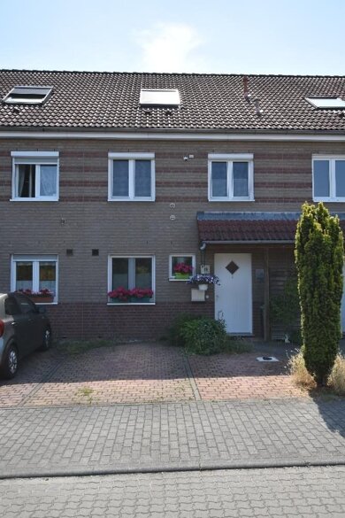 Reihenmittelhaus zum Kauf 365.000 € 4 Zimmer 120 m² 163 m² Grundstück Blankenfelde Blankenfelde-Mahlow 15827