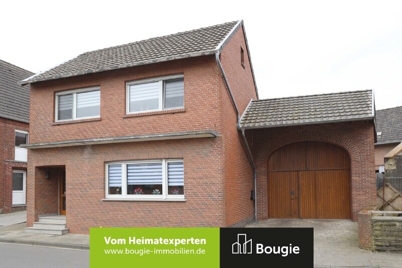 Mehrfamilienhaus zum Kauf 288.500 € 12 Zimmer 309 m²<br/>Wohnfläche 777 m²<br/>Grundstück Hastenrath Gangelt 52538