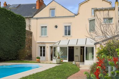 Einfamilienhaus zum Kauf 850.000 € 11 Zimmer Centre Angers 49000
