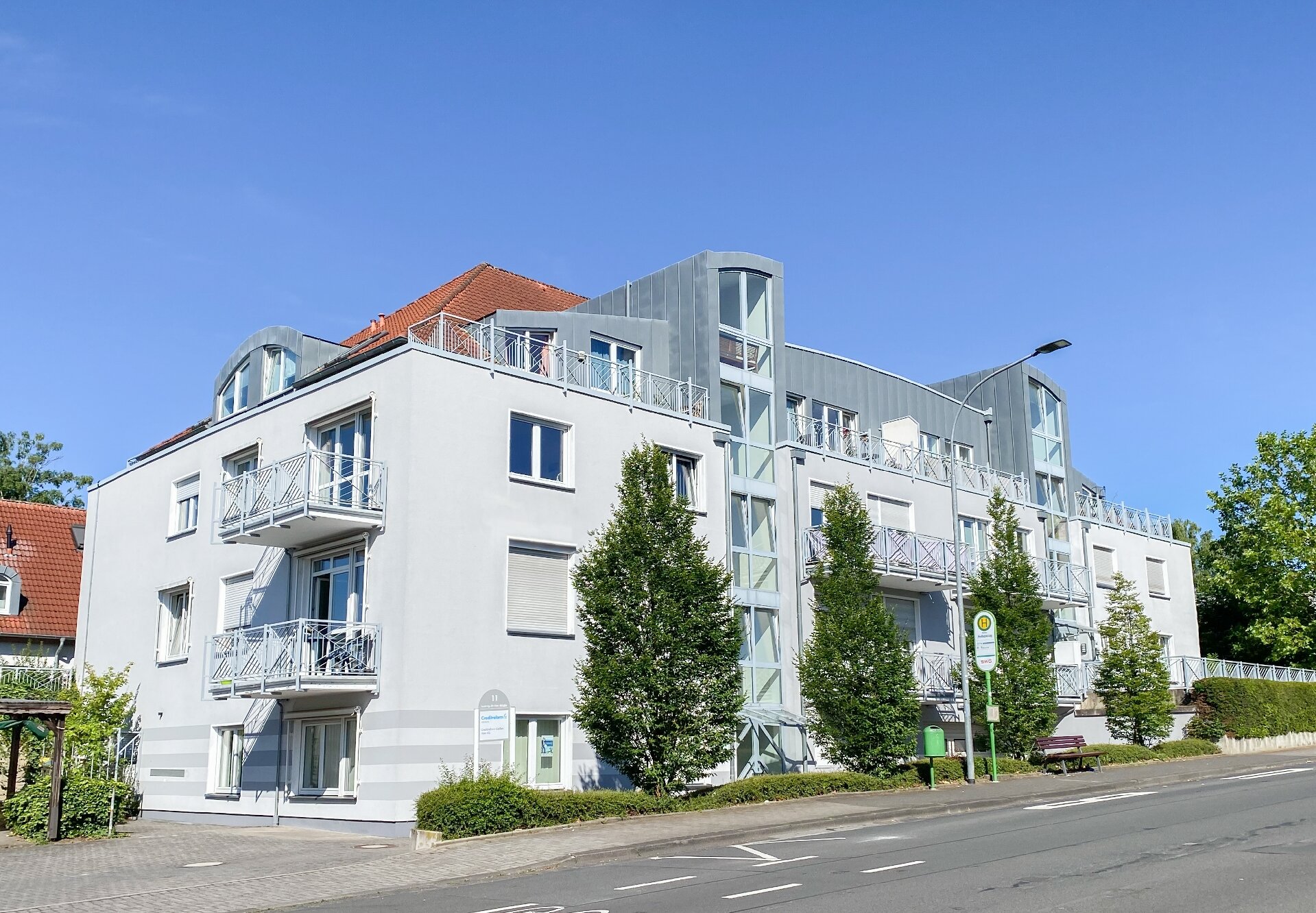 Mehrfamilienhaus zum Kauf als Kapitalanlage geeignet 1.200.000 € 11 Zimmer 460 m² 476 m² Grundstück Nord Gießen 35396