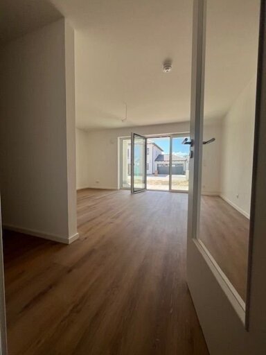 Terrassenwohnung zum Kauf provisionsfrei 317.500 € 2 Zimmer 68,3 m² EG frei ab sofort Vogelsangstraße 3 Plattling Plattling 94447