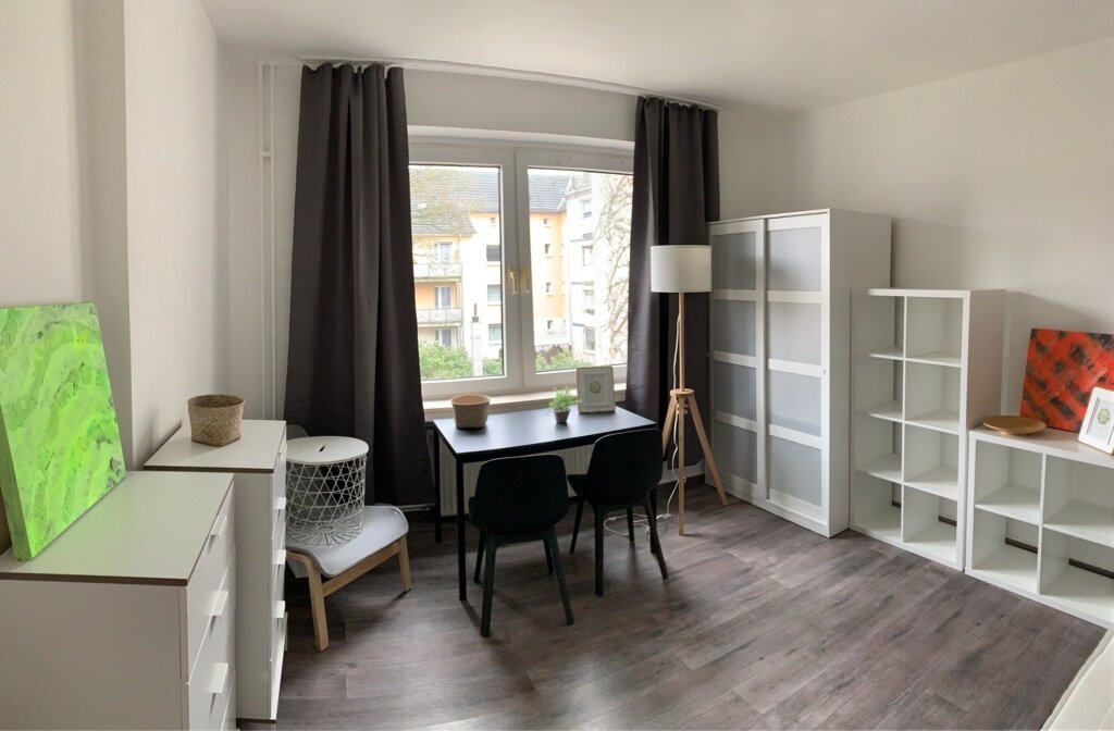 Wohnung zur Miete 400 € 1 Zimmer 26 m²<br/>Wohnfläche Holsterhausen Essen 45147