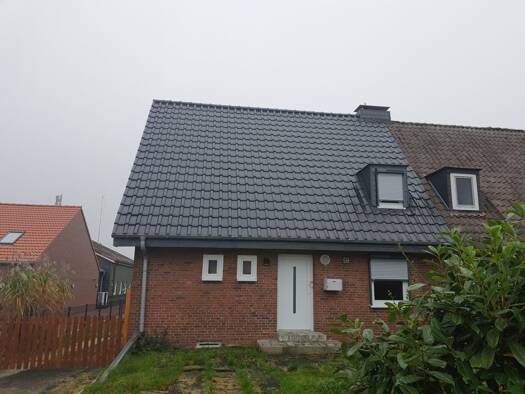 Doppelhaushälfte zum Kauf 175.000 € 5 Zimmer 95 m² Albersdorf 25767