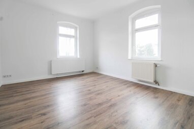 Immobilie zum Kauf 89.900 € 2 Zimmer 62 m² Heidenau 01809