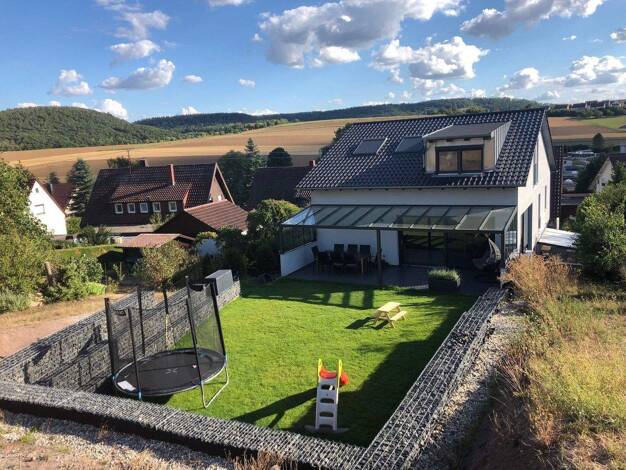 Einfamilienhaus zum Kauf provisionsfrei 865.000 € 5 Zimmer 194 m² 730 m² Grundstück Weinstr. 47/1 Oberderdingen 75038