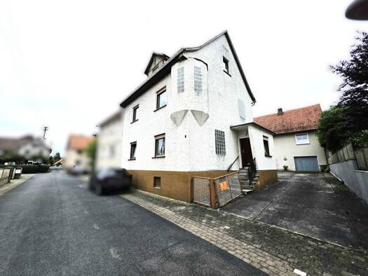 Mehrfamilienhaus zum Kauf 149.000 € 10 Zimmer 233 m² 517 m² Grundstück Heldra Wanfried / Heldra 37281