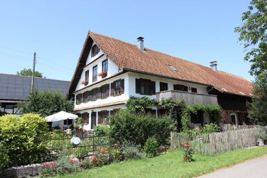 Doppelhaushälfte zum Kauf 1.380.000 € 9 Zimmer 400 m² 570 m² Grundstück frei ab 01.12.2024 Neuravensburg Wangen 88239