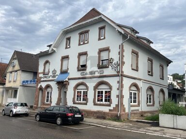 Wohn- und Geschäftshaus zum Kauf als Kapitalanlage geeignet 1.075.000 € 11 Zimmer 241 m² 741 m² Grundstück Dinglingen - Ost Lahr/Schwarzwald 77933