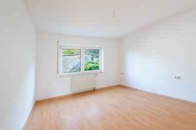 Wohnung zum Kauf Provisionsfrei 103.000 € 3 Zimmer 95 m² Erdgeschoss Burkhardtsdorf Burkhardtsdorf 09235