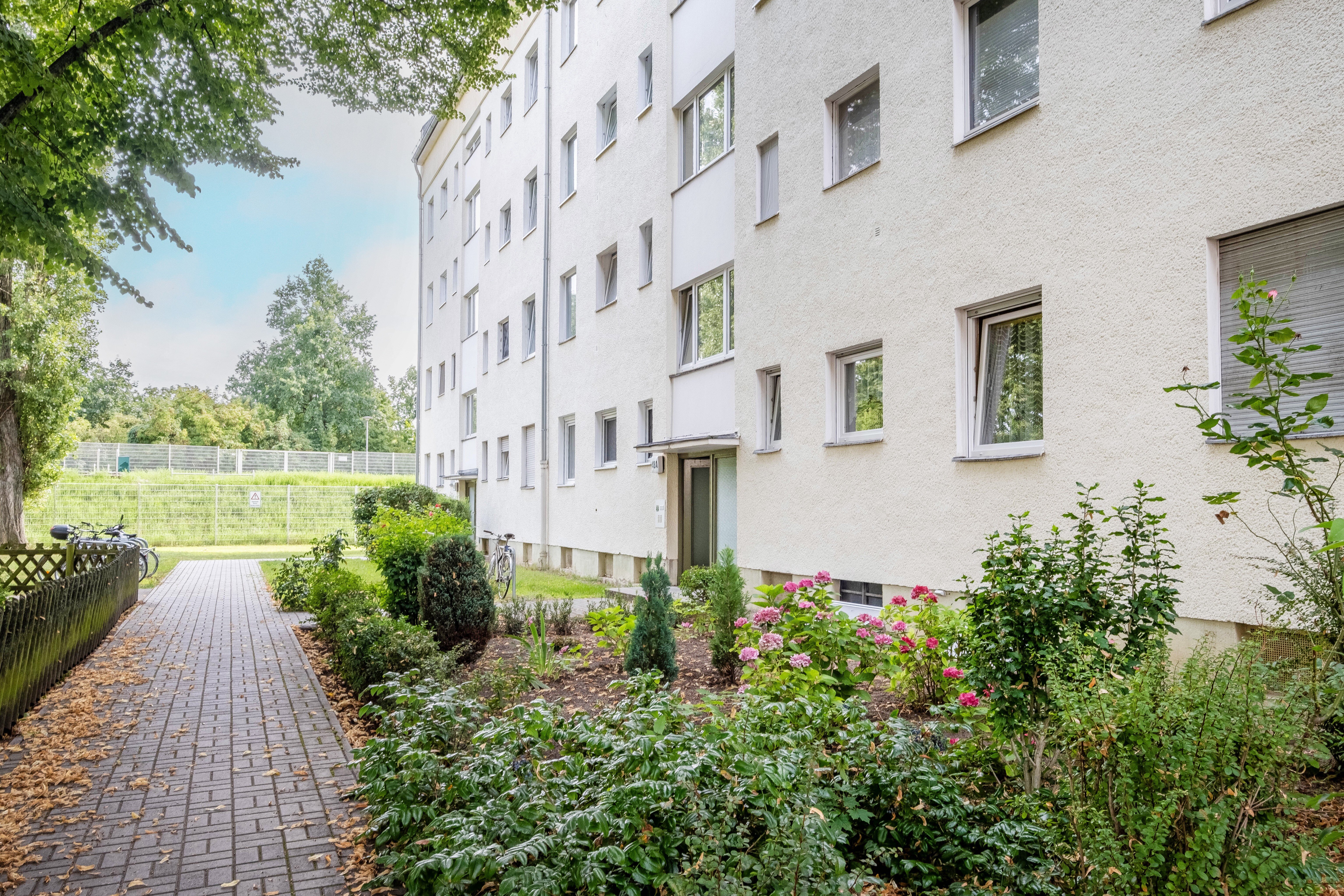 Wohnung zum Kauf 170.000 € 3 Zimmer 62 m²<br/>Wohnfläche 1.<br/>Geschoss Britz Berlin 12347