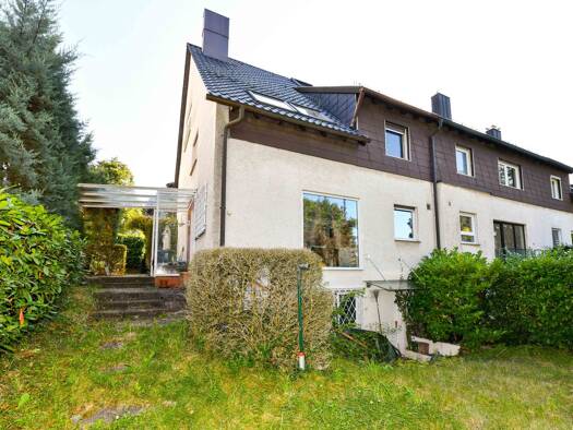Reihenendhaus zum Kauf 895.000 € 7 Zimmer 216 m² 450 m² Grundstück Gerlingen 70839