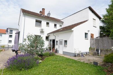 Doppelhaushälfte zum Kauf 480.000 € 4 Zimmer 120 m² 704 m² Grundstück frei ab 01.06.2025 Friedberg Friedberg (Hessen) 61169