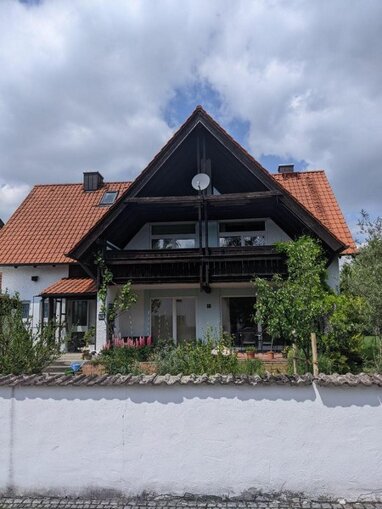 Haus zum Kauf Provisionsfrei 270.000 € 6 Zimmer 183 m² 794 m² Grundstück Kaiser-Ludwig-Straße 12 Ampfing Ampfing 84539