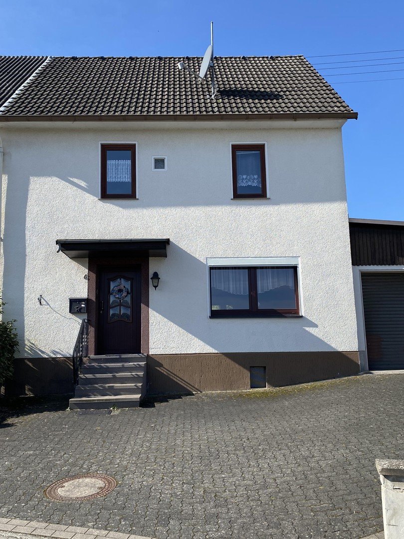 Doppelhaushälfte zum Kauf Provisionsfrei 135.000 € 5 Zimmer 124,4 m²<br/>Wohnfläche 1.427 m²<br/>Grundstück Mudenbach Mudenbach 57614