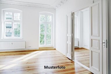 Wohnung zum Kauf Zwangsversteigerung 120.000 € 1 Zimmer 25 m² Preungesheim Frankfurt/Main 60435