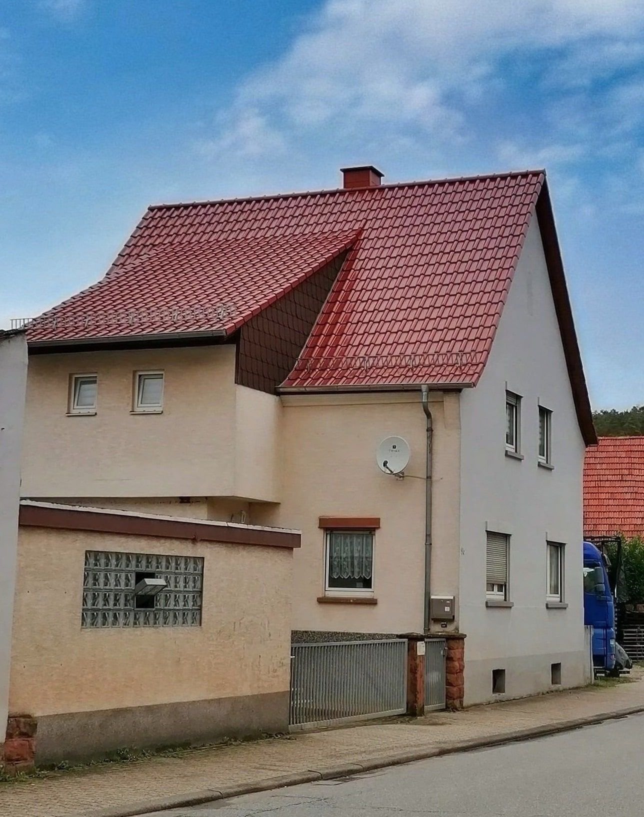 Einfamilienhaus zum Kauf provisionsfrei 100.000 € 5 Zimmer 115,1 m²<br/>Wohnfläche 1.151 m²<br/>Grundstück Hinterweidenthal 66999