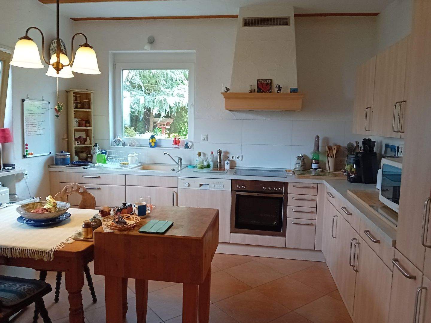 Immobilie in Bruchmühlbach-Miesau - Bruchmühlbach-Miesau - Familienfreundliches Einfamilienhaus mit schönem Garten und Garagenkomfort - Bild 2