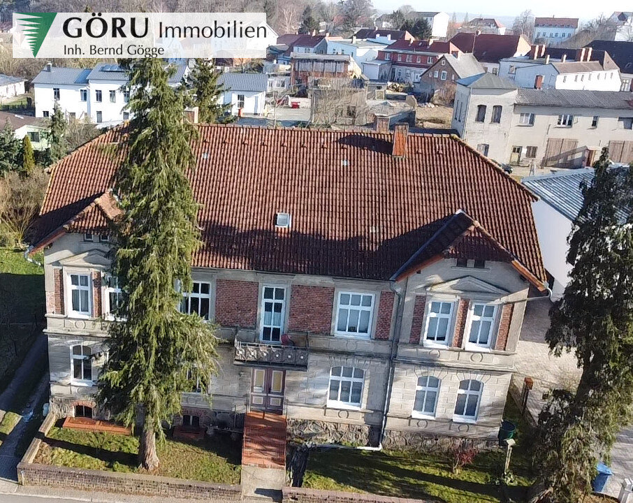 Mehrfamilienhaus zum Kauf 599.000 € 13 Zimmer 326 m²<br/>Wohnfläche 1.454 m²<br/>Grundstück Putbus Putbus 18581