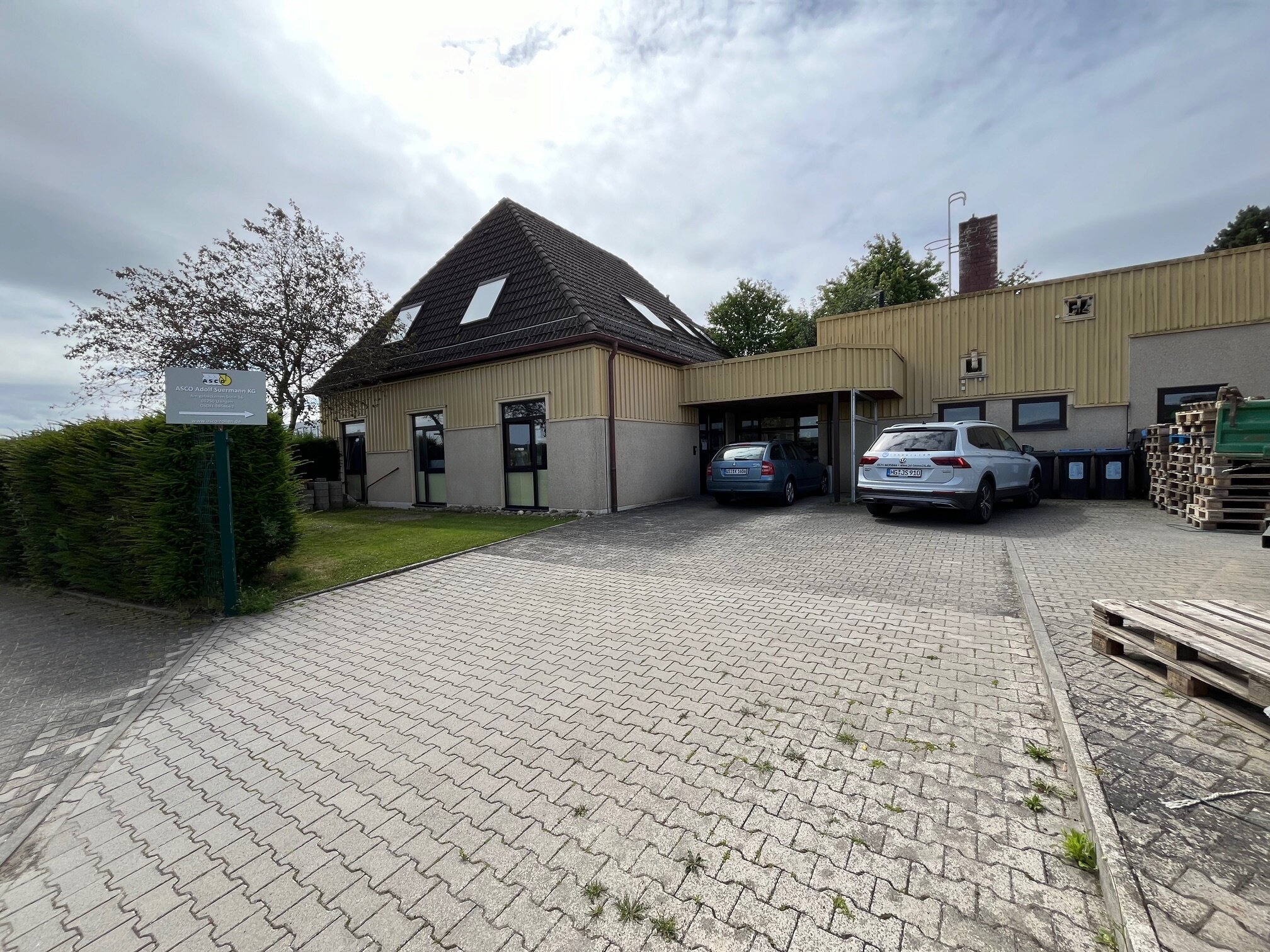 Bürofläche zum Kauf 590.000 € 11 Zimmer 413 m²<br/>Bürofläche Am Gebackenen Stein 16 Usingen Usingen 61250