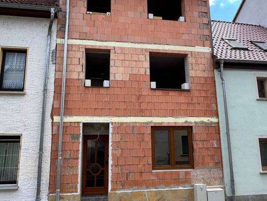 Reihenmittelhaus zum Kauf provisionsfrei 42.700 € 5 Zimmer 127 m² 89 m² Grundstück Bad Sulza 99518