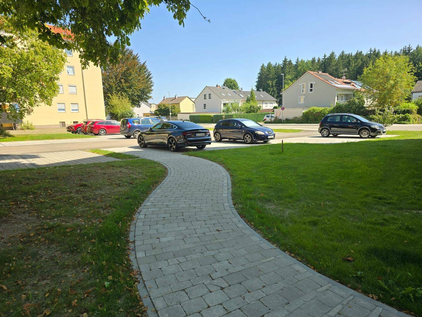 Immobilie in Traunreut - Schöne 3 Zimmer ETW, in Zentumslage von Traunreut - Kapitalanlage - Bild 2