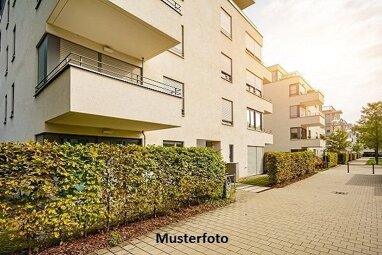 Mehrfamilienhaus zum Kauf Zwangsversteigerung 349.000 € 1 Zimmer 951 m² Grundstück Kevelaer Kevelaer 47623