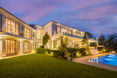 Villa zum Kauf 9.680.000 € 7 Zimmer 702 m² 2.349 m² Grundstück Nueva Andalucia 29660