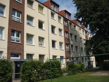 Wohnung zur Miete 540 € 2,5 Zimmer 60,8 m² 1. Geschoss Tilsitstr. 8a Alt-Kücknitz / Dummersdorf / Roter Hahn Lübeck 23569