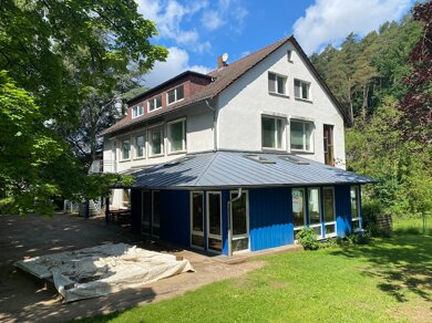 Wohn- und Geschäftshaus zum Kauf als Kapitalanlage geeignet 1.050.000 € 467,9 m² 1.881 m² Grundstück Marburg Marburg 35039