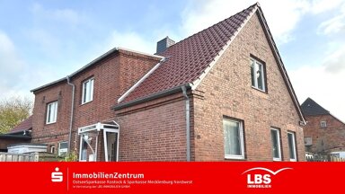 Mehrfamilienhaus zum Kauf 290.000 € 8 Zimmer 210 m² 351 m² Grundstück frei ab 01.01.2025 Dassow Dassow 23942