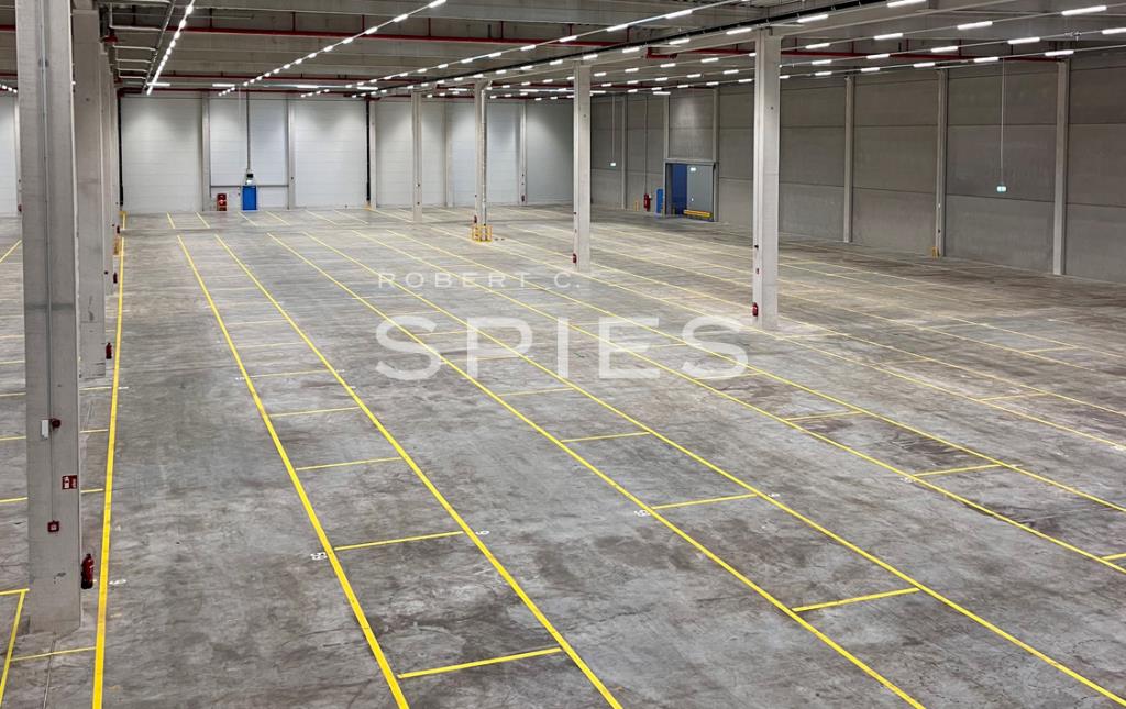 Logistikzentrum zur Miete Provisionsfrei 20.073 m²<br/>Ladenfläche Ab 20.073 m²<br/>Teilbarkeit Rieste Rieste 49597