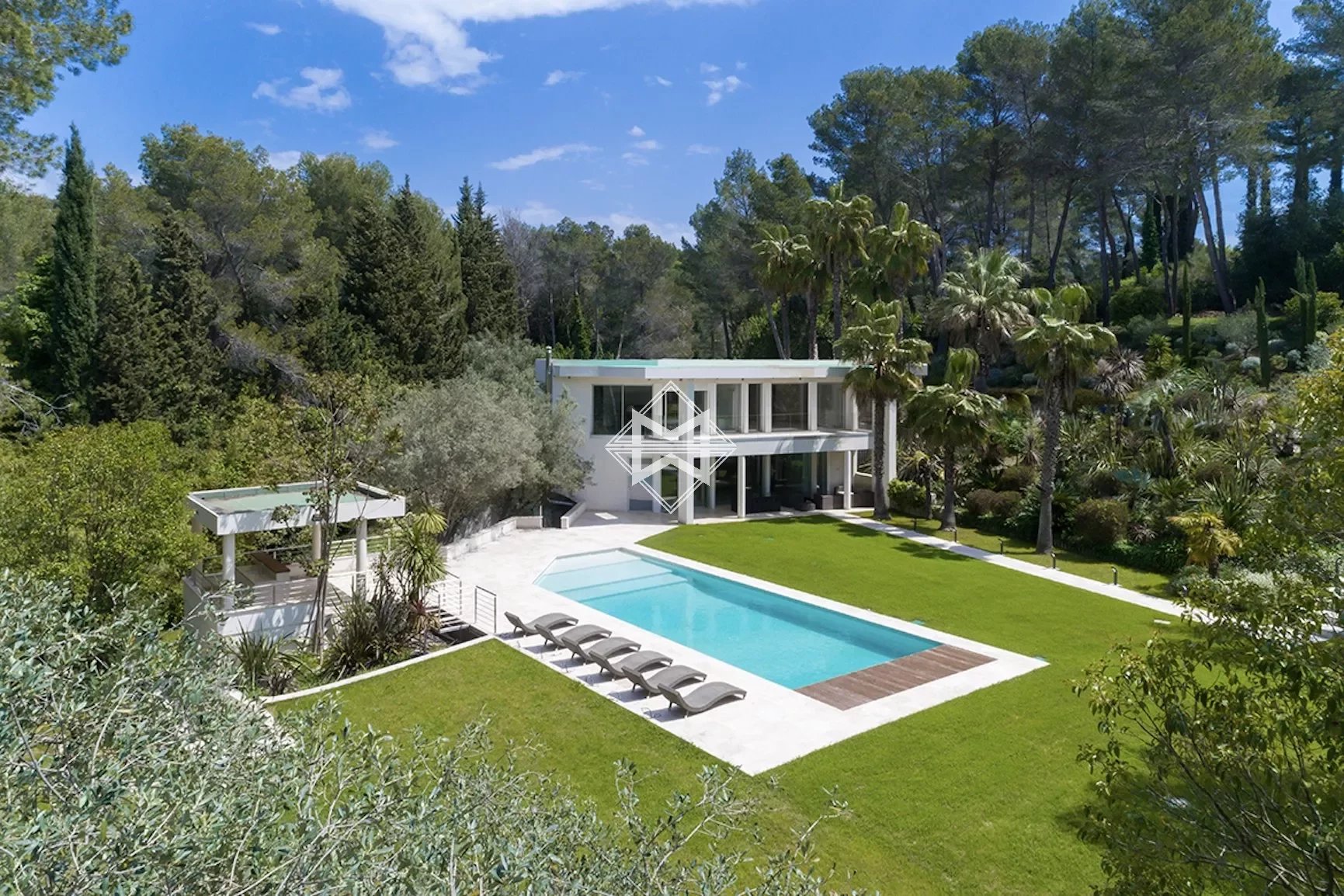 Villa zum Kauf provisionsfrei 6.500.000 € 7 Zimmer 625 m²<br/>Wohnfläche 8.623 m²<br/>Grundstück Les Colles-Camp Lauvas-Font de l'Orme Mougins 06250