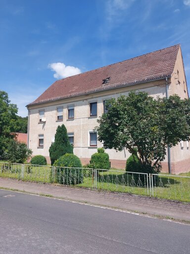 Wohnung zum Kauf provisionsfrei 89.000 € 8 Zimmer 175 m² Bernshäuser Str. 8 Roßdorf 98590