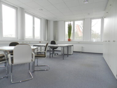 Bürofläche zur Miete 7 € 5 Zimmer 136,9 m² Bürofläche Berliner Allee 37d Altlandsberg Altlandsberg 15345