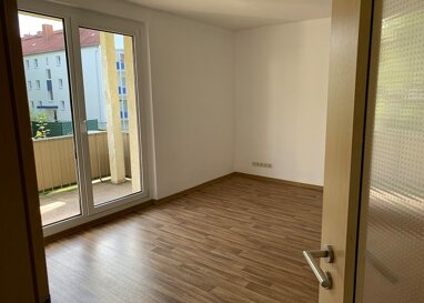 Wohnung zur Miete 378 € 3 Zimmer 59 m² Erdgeschoss Diesterwegring 9 Oschersleben Oschersleben 39387