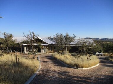 Villa zum Kauf Provisionsfrei 370.000 € 14 Zimmer 445 m² 10.000 m² Grundstück Windhoek