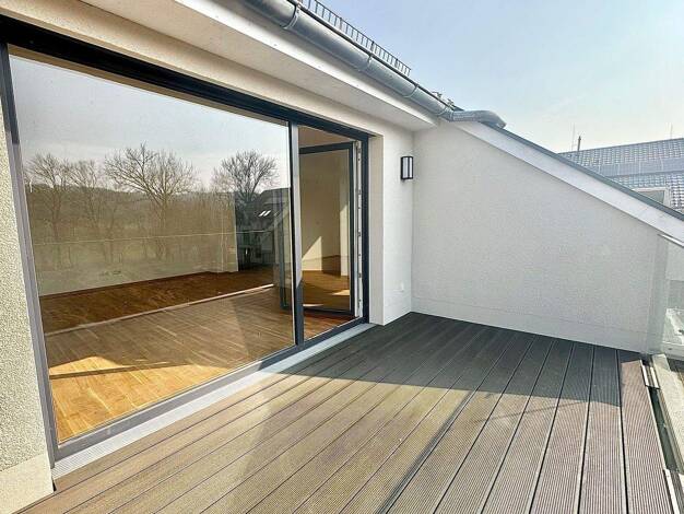 Wohnung zum Kauf provisionsfrei 4 Zimmer 127 m² EG frei ab sofort Lobeda Jena 07747