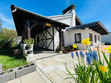 Einfamilienhaus zum Kauf 399.000 € 5 Zimmer 210 m² 1.300 m² Grundstück Gartenweg 6 Rodershausen 54673
