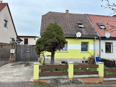 Doppelhaushälfte zum Kauf 55.000 € 3 Zimmer 90 m² 240 m² Grundstück Hugo- Heinemann- Straße Goseck Goseck 06667