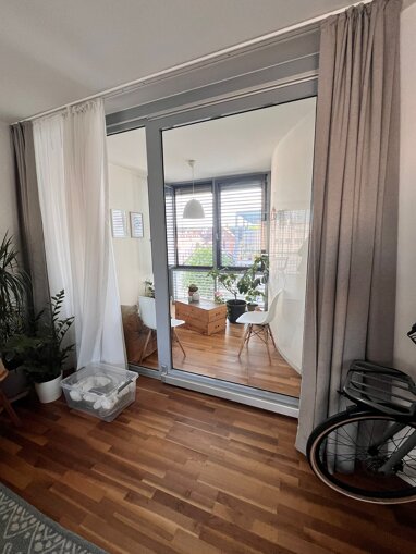 Wohnung zur Miete 1.200 € 2 Zimmer 70,5 m² 3. Geschoss Krefelder Straße 35 Neckarvorstadt Stuttgart 70376