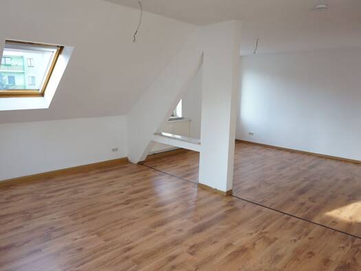 Wohnung zur Miete 393 € 3 Zimmer 78,6 m² 2. Geschoss Ferdinand-Puchert-Str. 15 Ruppertsgrün Fraureuth 08427