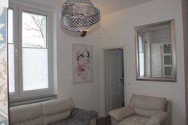 Wohnung zur Miete Wohnen auf Zeit 1.380 € 4 Zimmer 40 m² frei ab sofort Ellerstraße Innenstadt 61 Hilden 40721