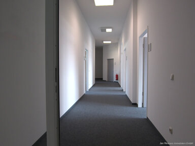 Bürofläche zur Miete 7 € 18 Zimmer 800 m² Bürofläche teilbar ab 30 m² Weilheim Weilheim in Oberbayern 82362