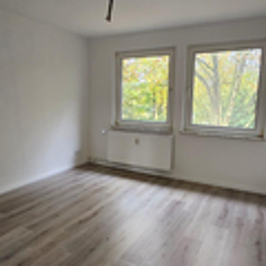 Wohnung zur Miete 375 € 2 Zimmer 46,9 m² 2. Geschoss frei ab 16.01.2025 Theodor-Heuss-Str. 13 Neumühl Duisburg 47167