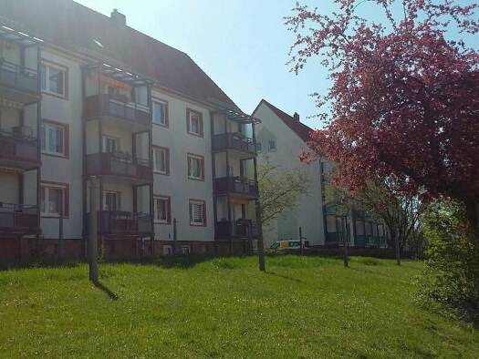 Wohnung zur Miete 580 € 5 Zimmer 83 m² frei ab sofort Friedrich-Ebert-Straße 2 Wilkau-Haßlau 08112