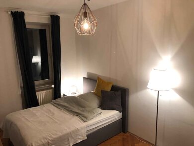 Wohnung zur Miete Wohnen auf Zeit 950 € 5 Zimmer 17 m² frei ab 04.03.2025 Fraunhoferstraße 10 Glockenbach München 80469