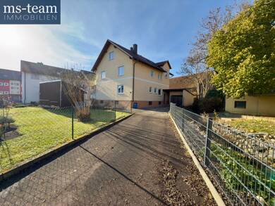 Mehrfamilienhaus zum Kauf 595.000 € 7 Zimmer 212 m² 525 m² Grundstück Obertraubling Obertraubling 93083