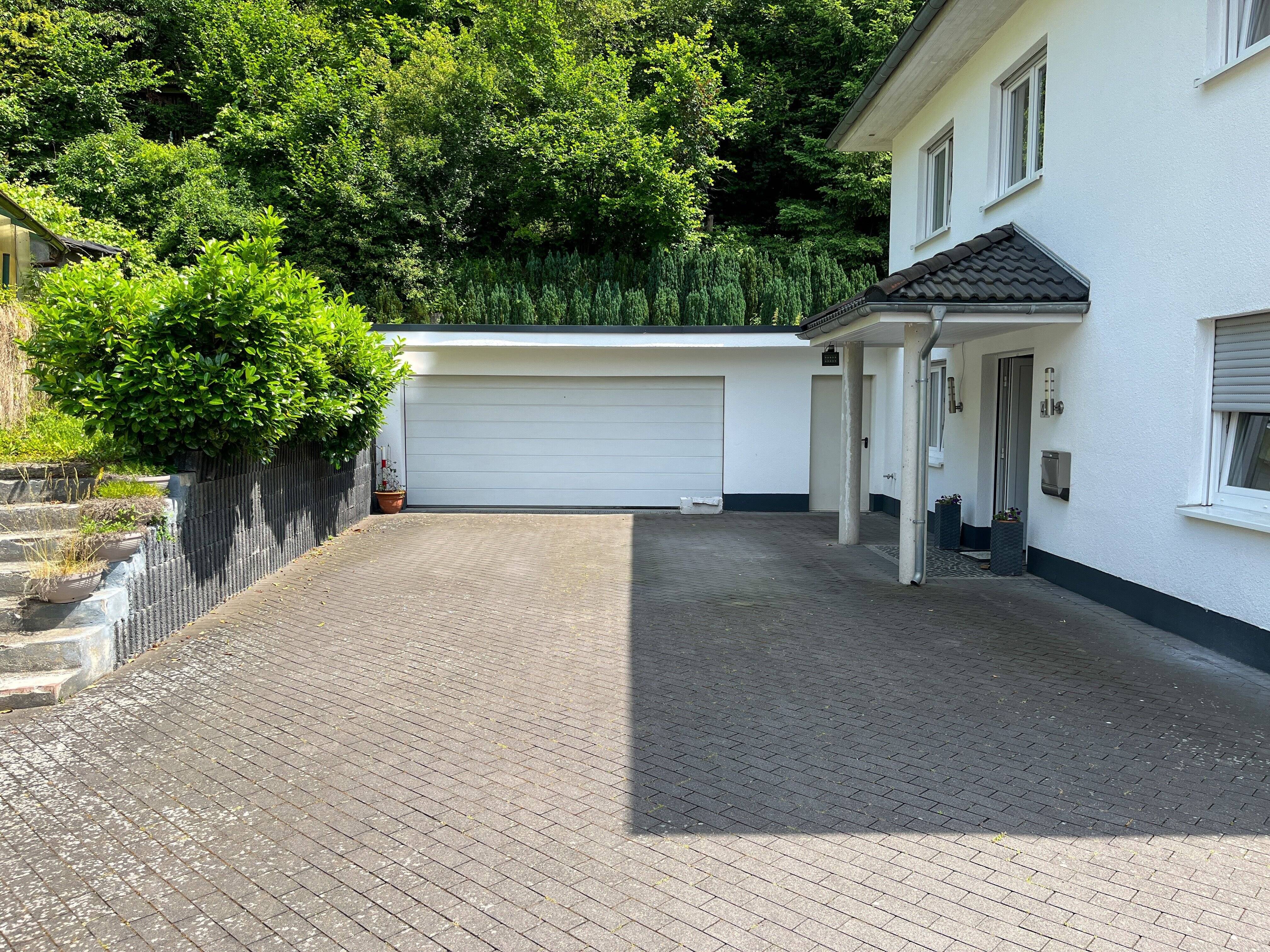 Ihr neues Zuhause auf dem Schreppenberg – modernes Einfamilienhaus mit Traumgrundstück