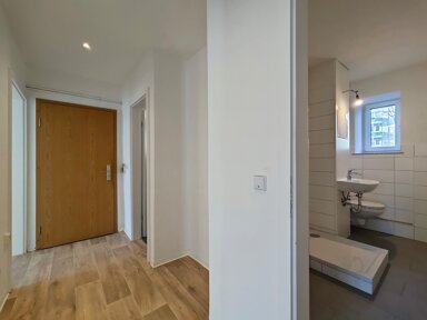 Wohnung zur Miete 549 € 4 Zimmer 73,2 m² EG Straße des Friedens 72 Merseburg Merseburg 06217